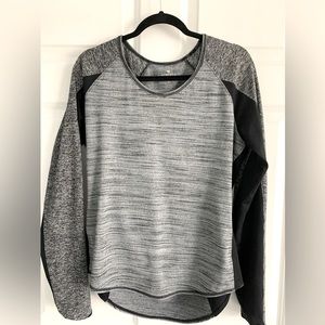 Athleta Long Sleeve top